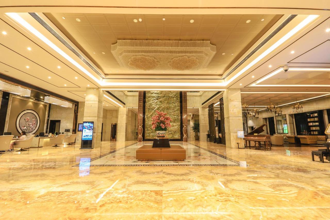 Royal Garden Hotel Shanghai-Free Shuttle To And From Disney & Pvg & Close Metro Line2 Easy To Sha New Expo Esterno foto