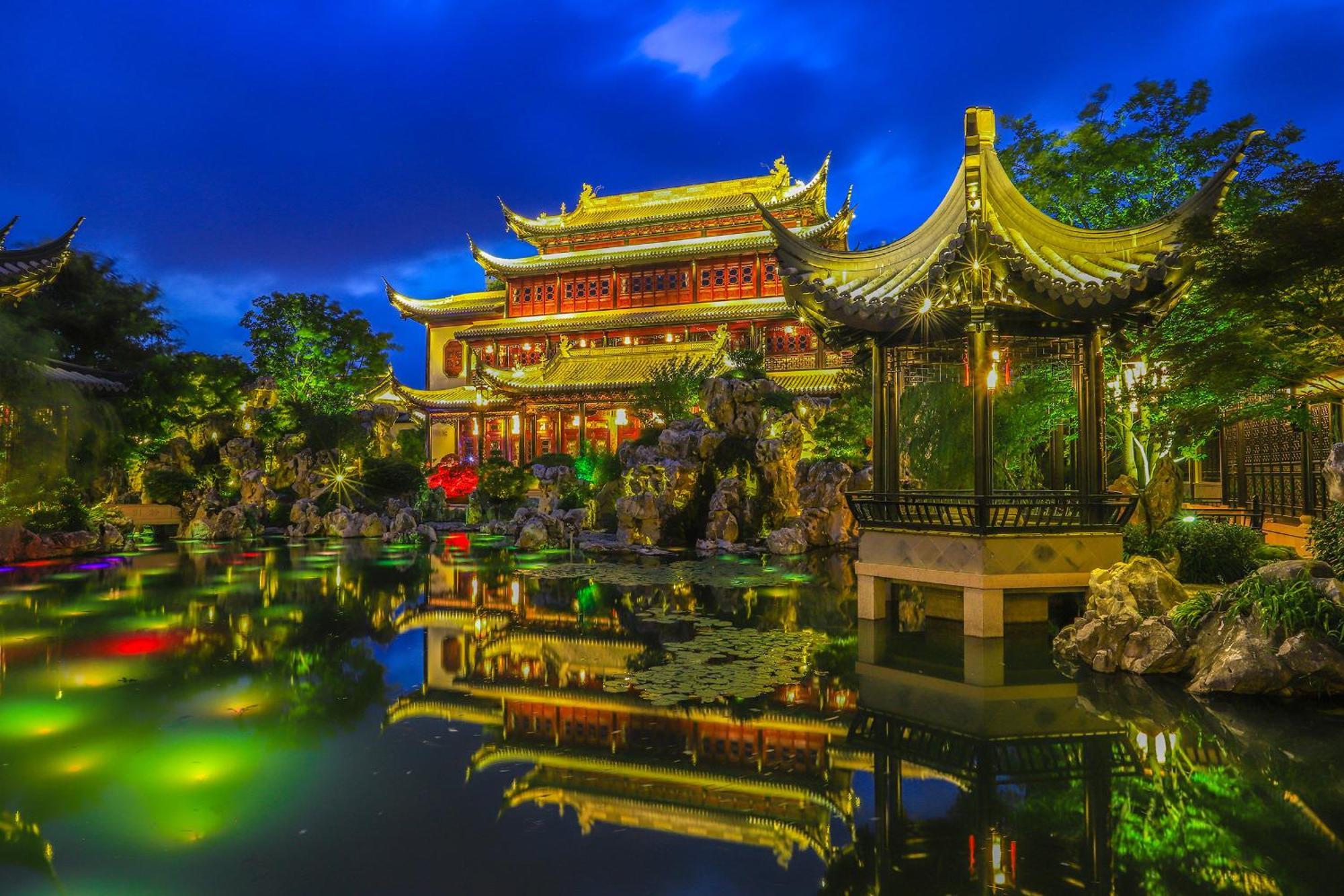 Royal Garden Hotel Shanghai-Free Shuttle To And From Disney & Pvg & Close Metro Line2 Easy To Sha New Expo Esterno foto