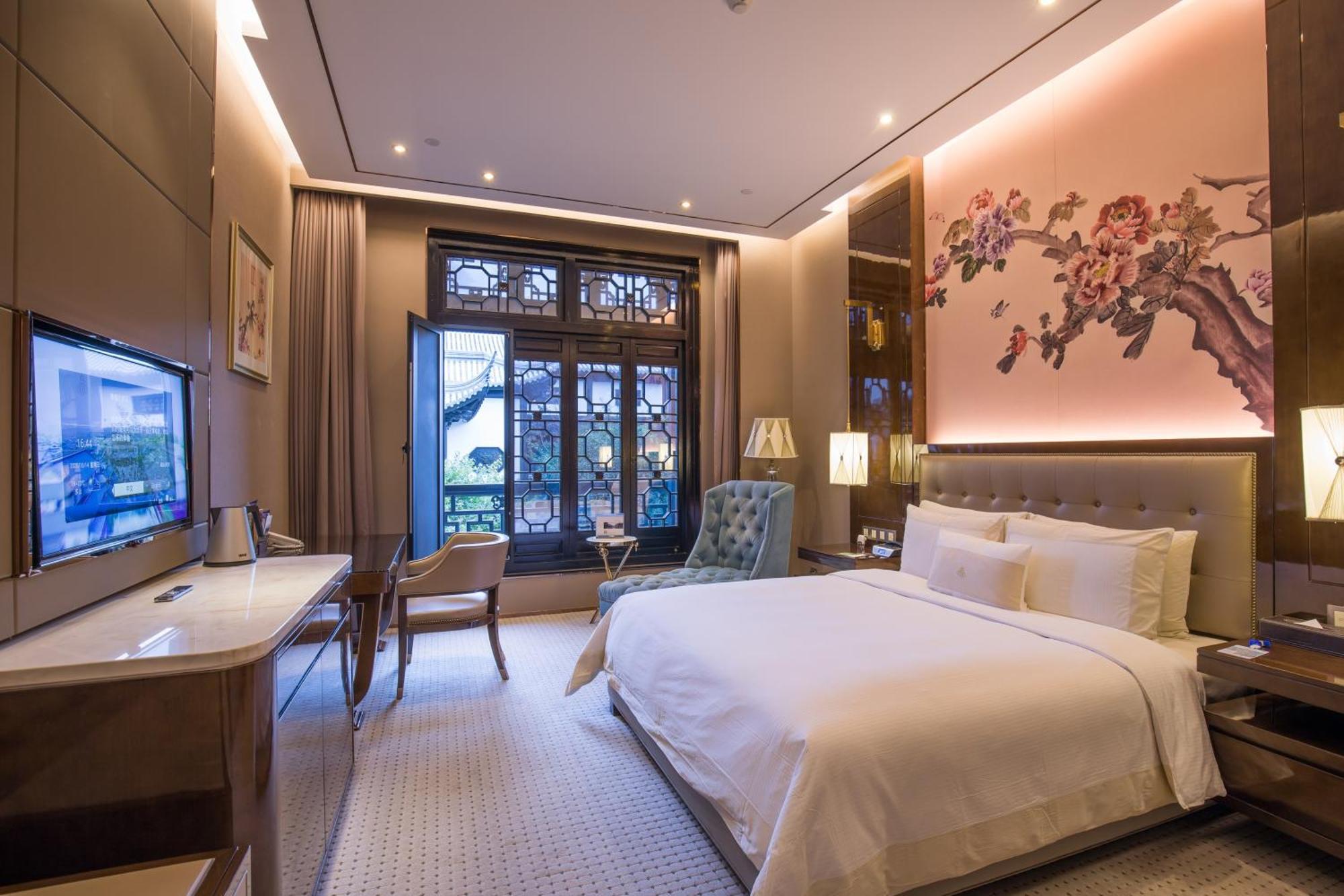 Royal Garden Hotel Shanghai-Free Shuttle To And From Disney & Pvg & Close Metro Line2 Easy To Sha New Expo Esterno foto