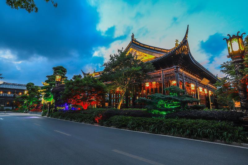 Royal Garden Hotel Shanghai-Free Shuttle To And From Disney & Pvg & Close Metro Line2 Easy To Sha New Expo Esterno foto